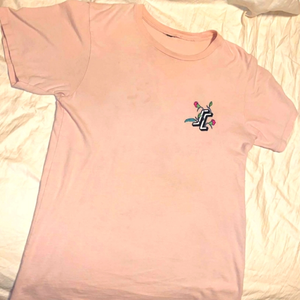 Santa Cruz t, from zumiz, size Medium